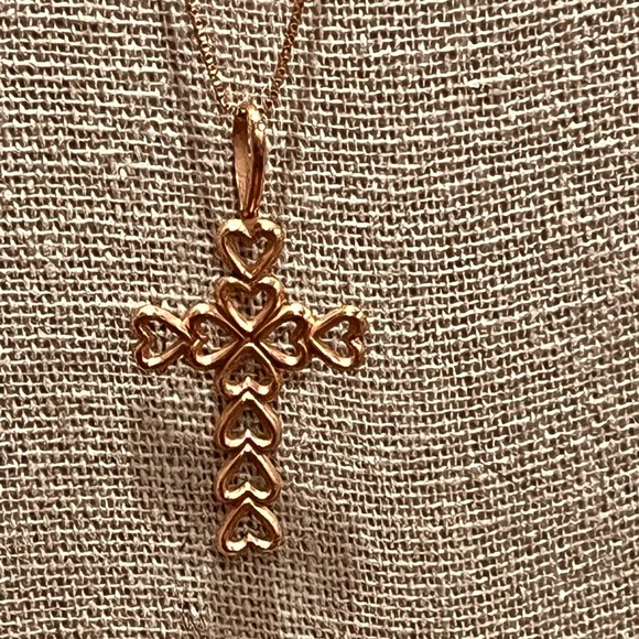 14 Kt Gold Heart Cross Pendant Necklace14 Kt Gold - Picture 2 of 7